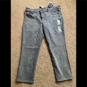 American Eagle jegg crop